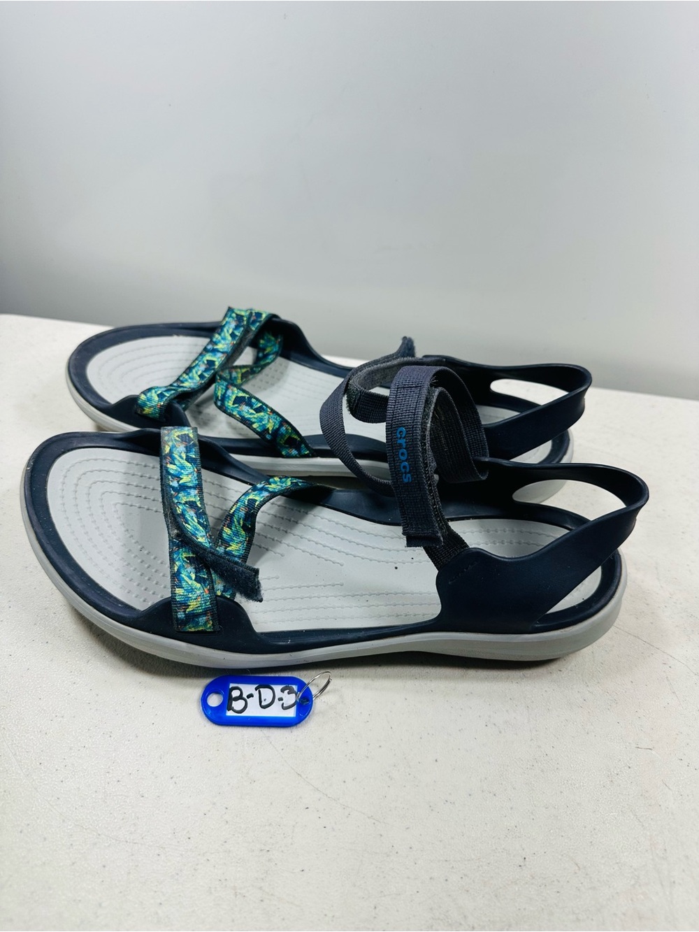 CROCS Navy Sandals with Teal-Green Patterned Straps size 11